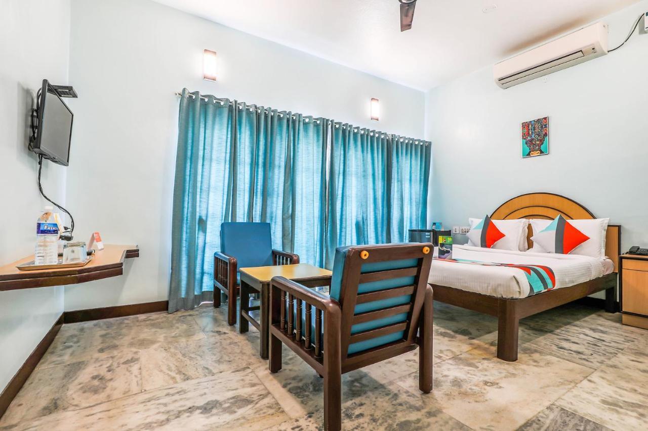 Fabexpress Santhi Inn - Near Promenade Beach Pondicherry Ngoại thất bức ảnh